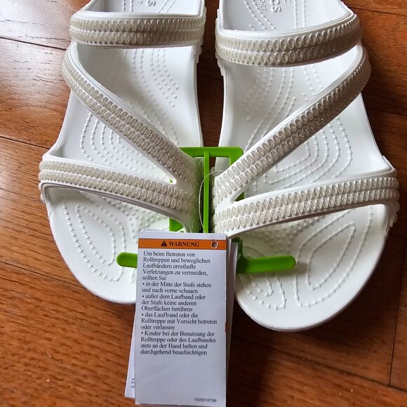 NEW. CROCS KADEE II JEWELS - Picture 2 of 2